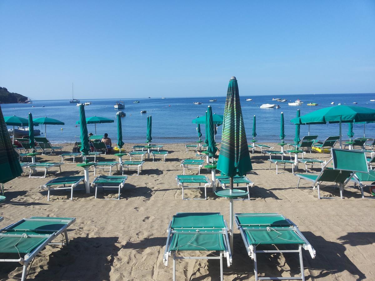 Albatros Aparthotel Capoliveri  Εξωτερικό φωτογραφία